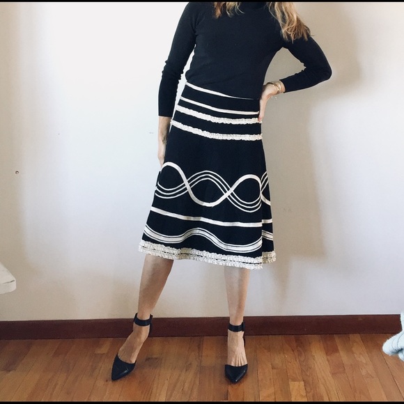 Anthropologie Dresses & Skirts - 🌸SALE🌸Anthropology - Adorable Ipsa Black skirt